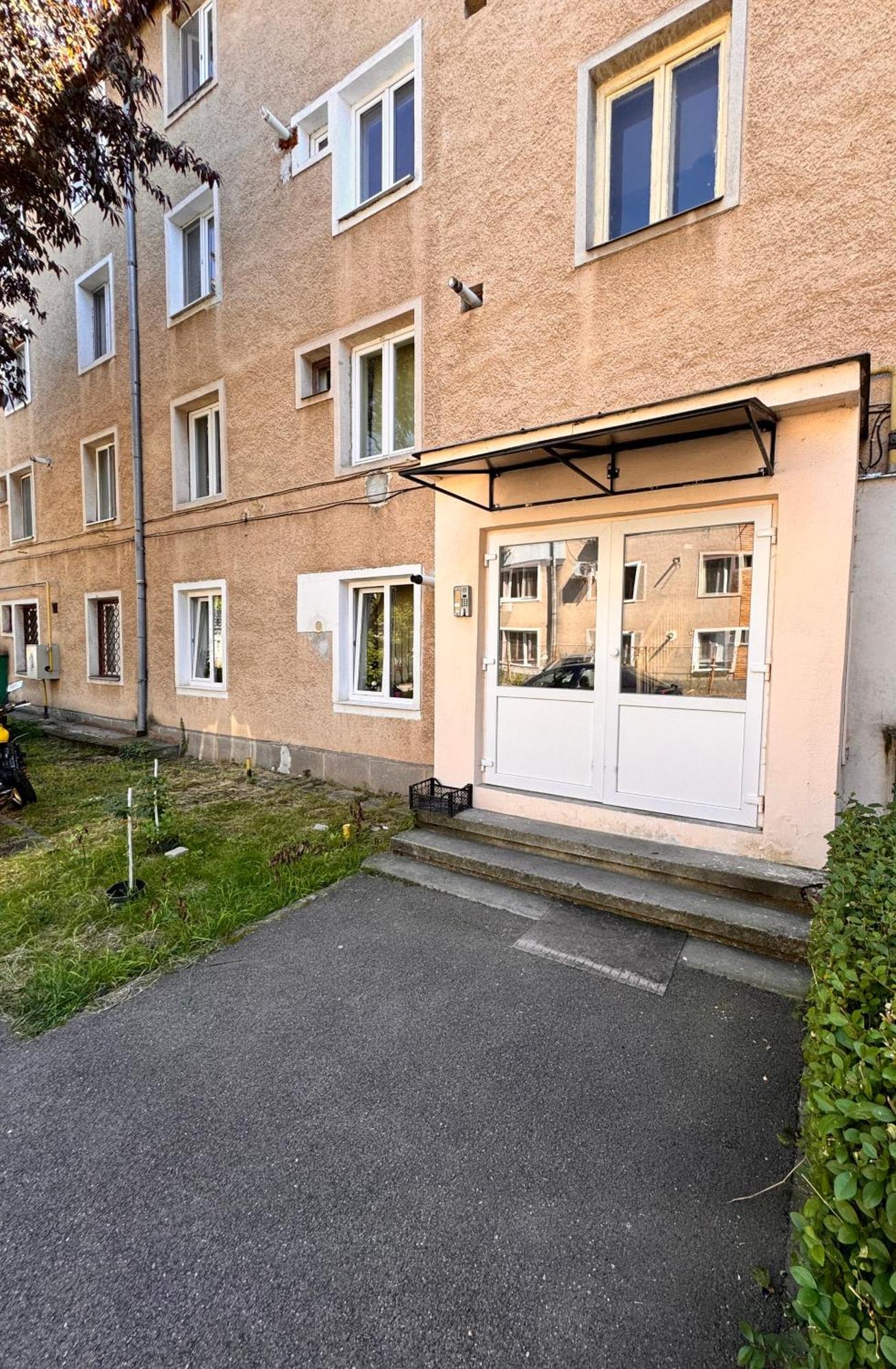 Caris Home Hunedoara Exterior photo